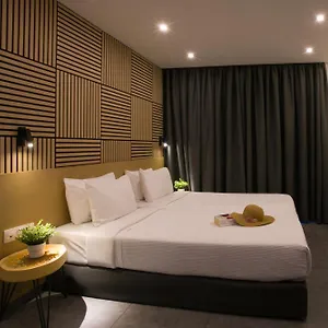2* Bed & Breakfast White Luxury
